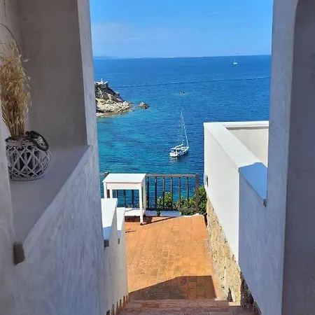 Vila Gioietta Sulla Scogliera Santa Teresa Gallura