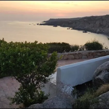 Vila Gioietta Sulla Scogliera *